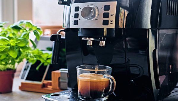 Top Bean to Cup Coffee Makers: Features, Reviews, and Buying Tips